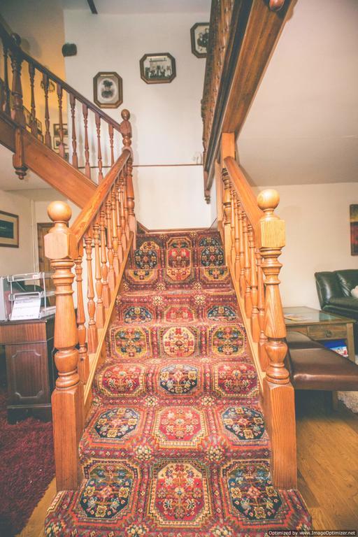 Weycroft Mill House Bed And Breakfast Axminster Dış mekan fotoğraf